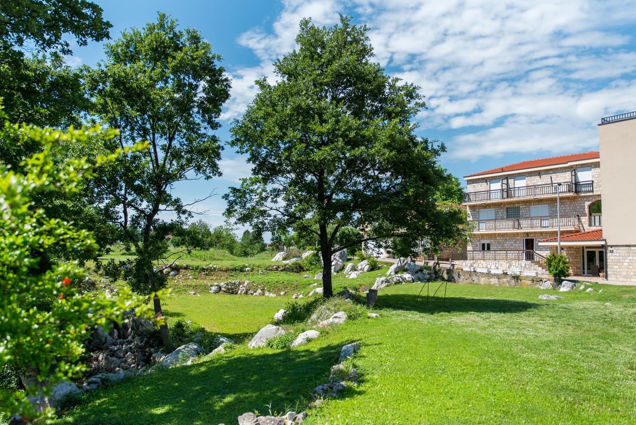 B&B Villa Ellena Međugorje エクステリア 写真