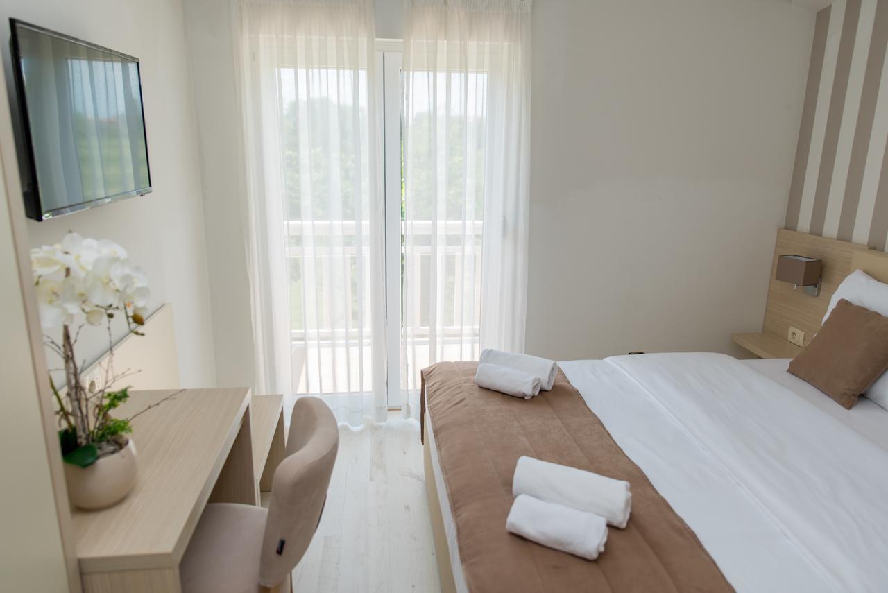 B&B Villa Ellena Međugorje エクステリア 写真