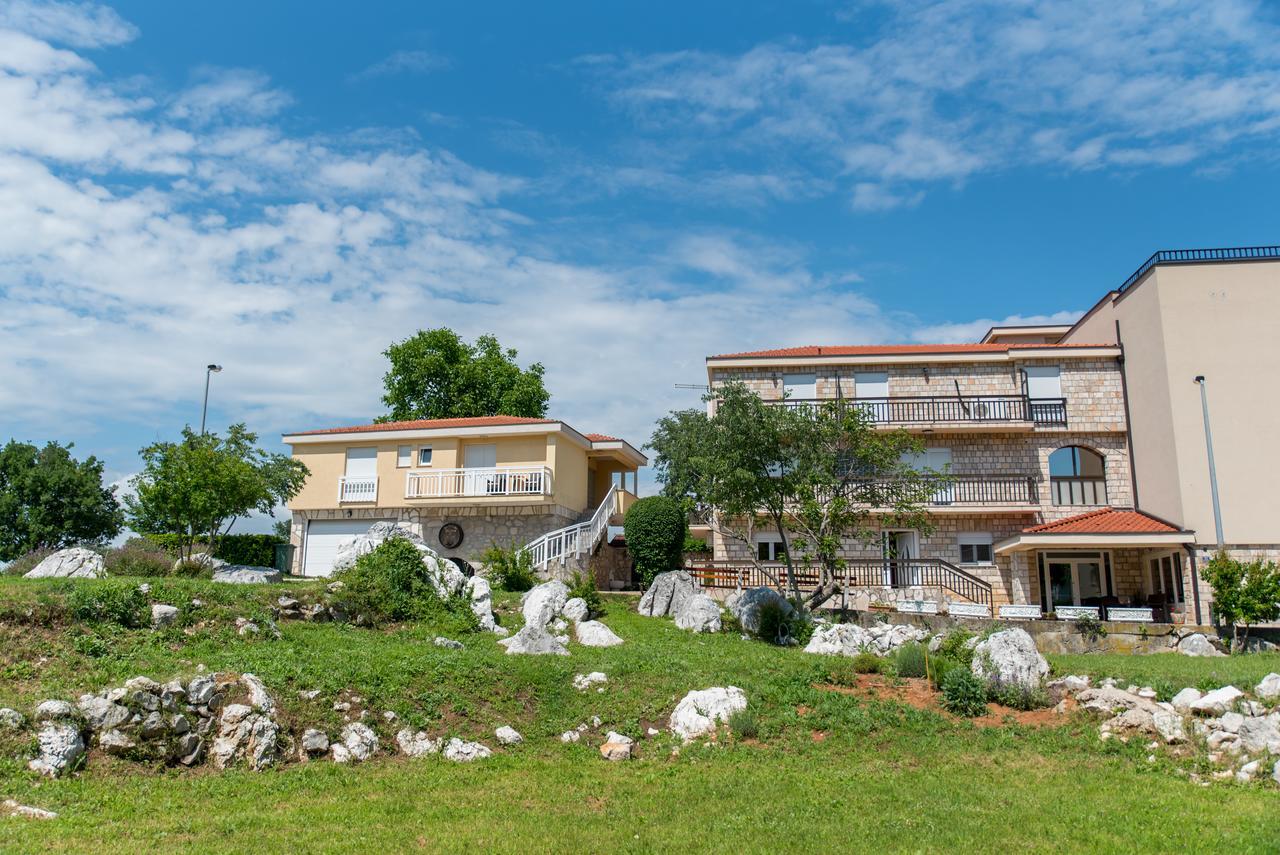 B&B Villa Ellena Međugorje エクステリア 写真